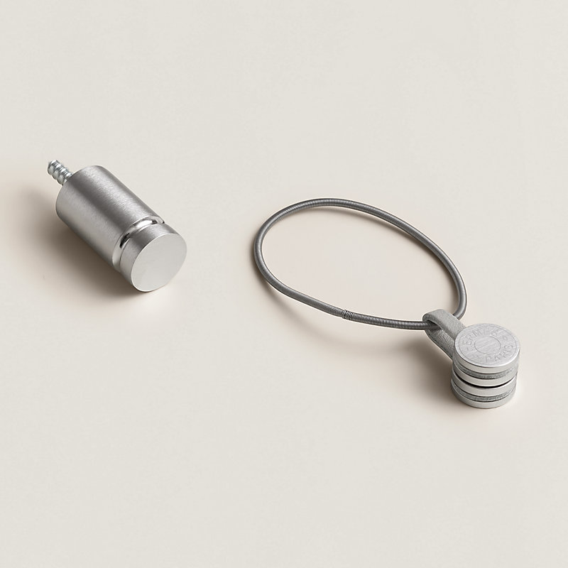 Scarf display system | Hermès USA